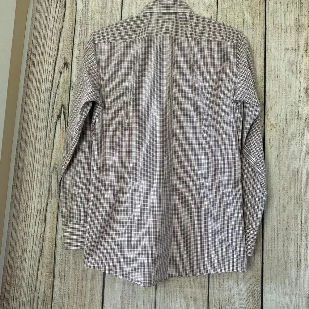 Hugo Boss Mens Sharp Fit Button Up shirt size 15 (32/33)